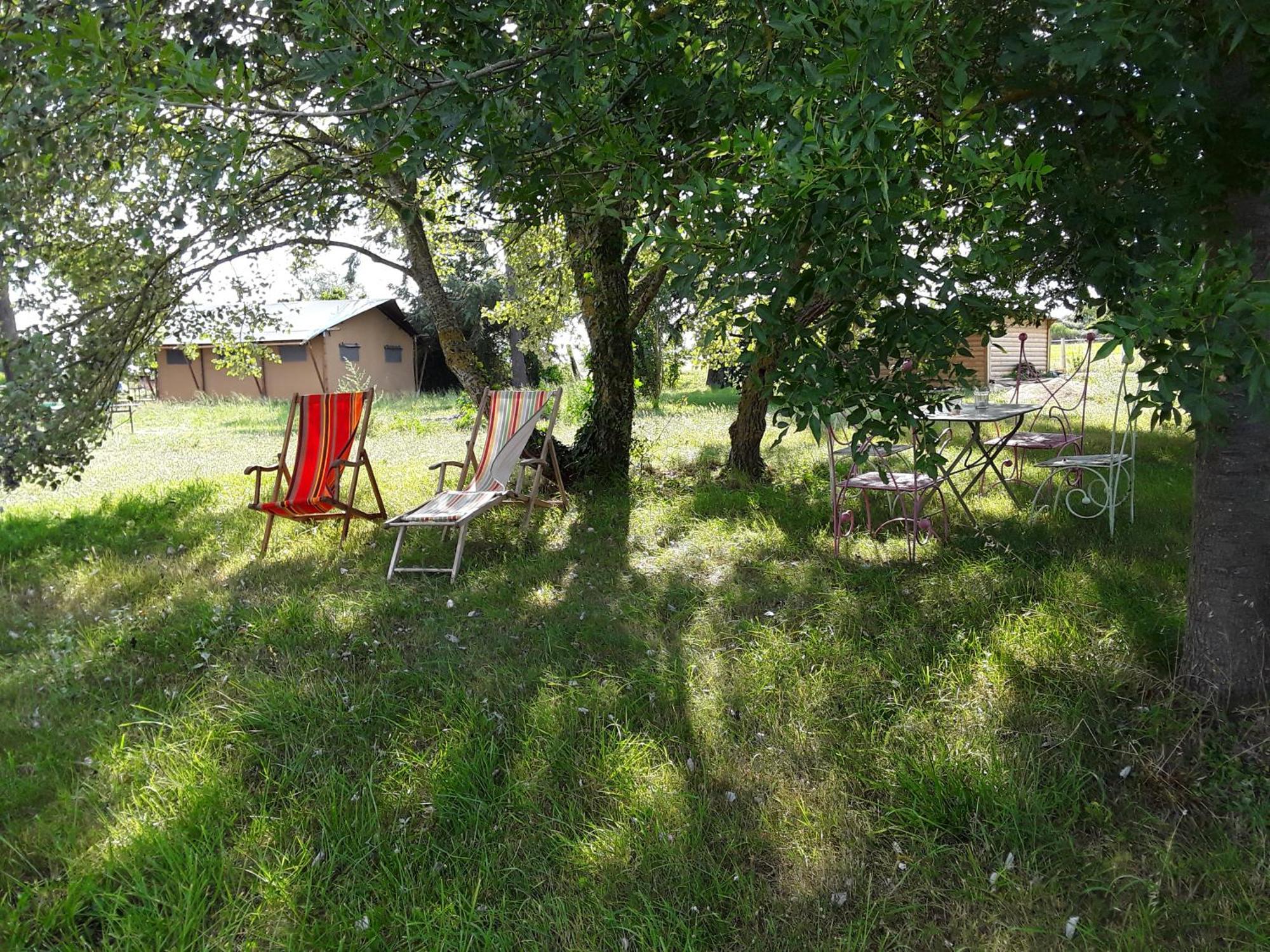 Le Lodge De Loge & Broc La Possonniere ภายนอก รูปภาพ